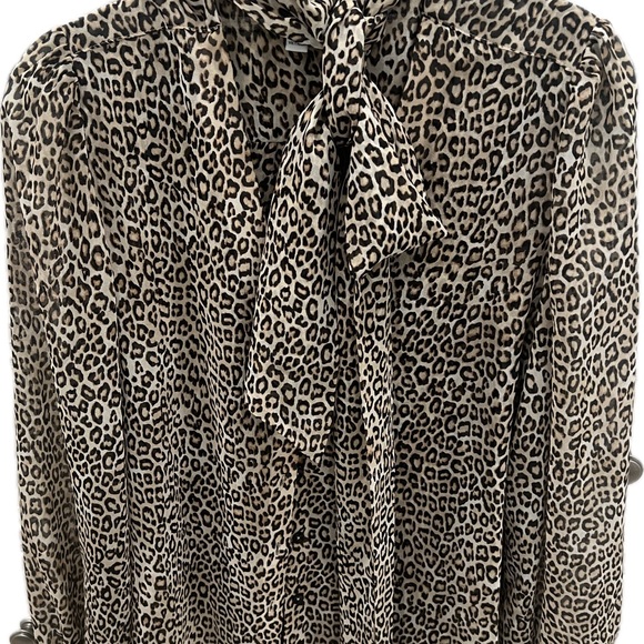 Chico’s Leopard Print Bow Tie Blouse Large - Picture 4 of 13